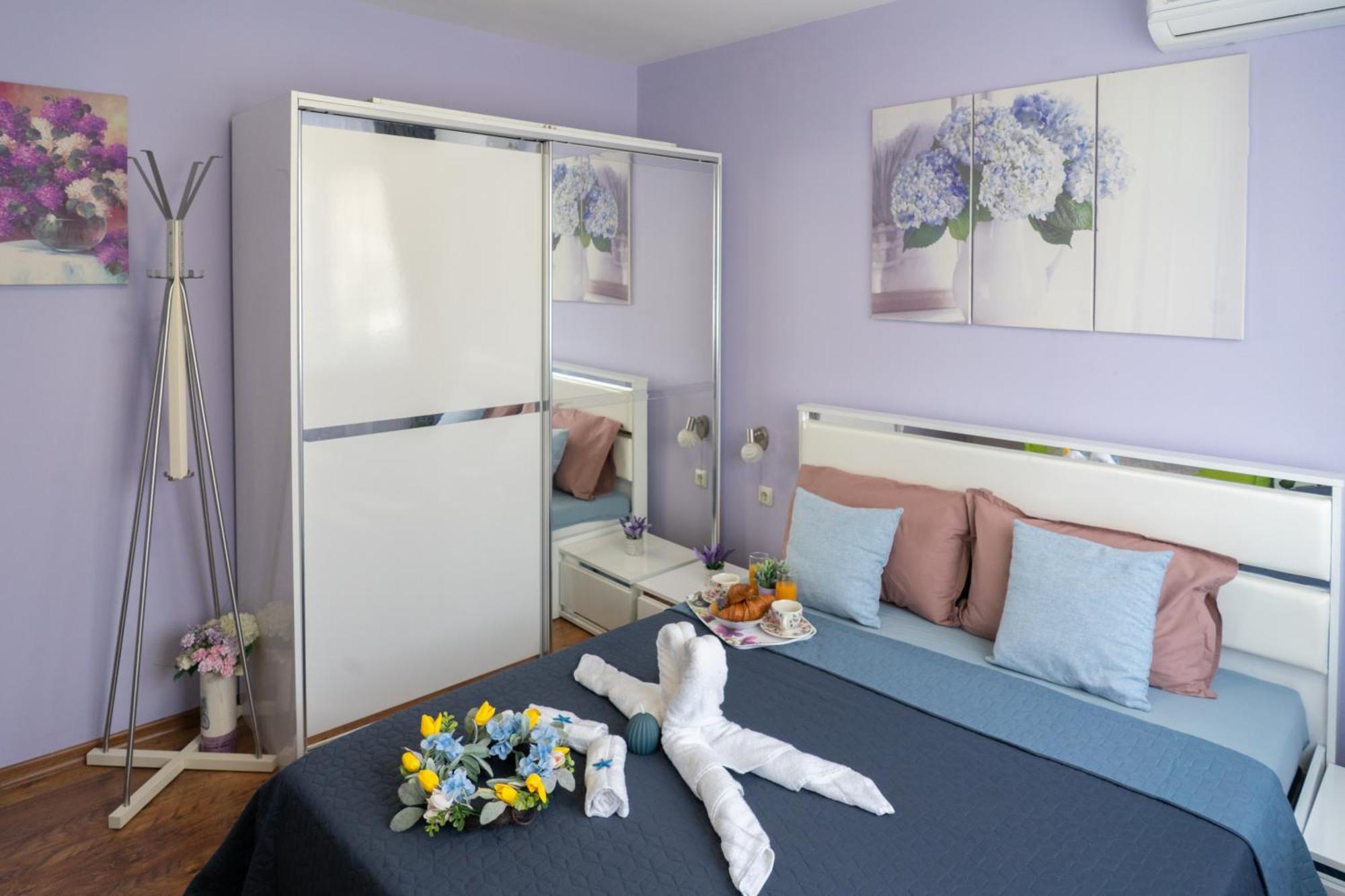 Luxury 2 Bedroom Apartment In Central Varna Eksteriør billede