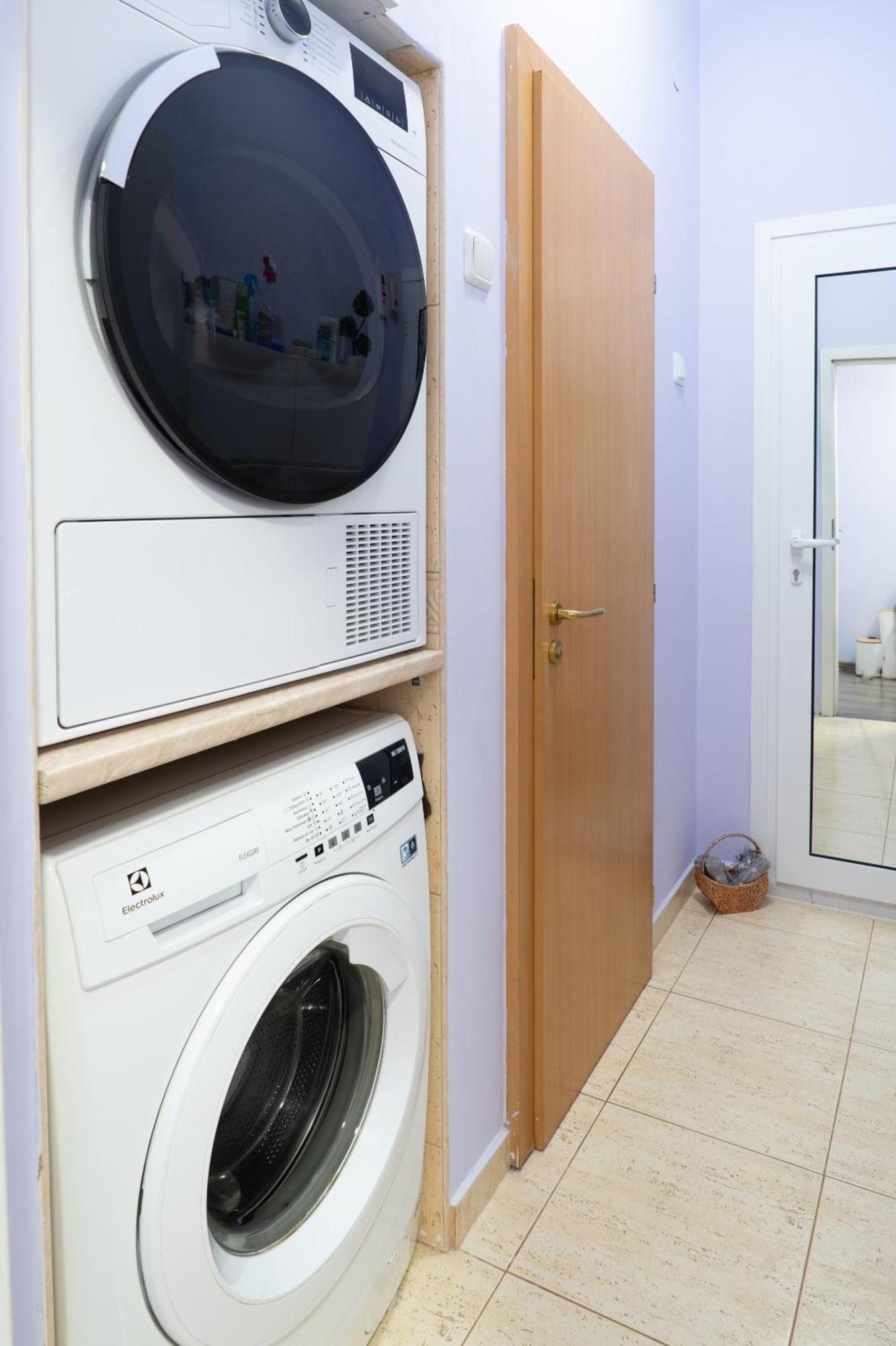 Luxury 2 Bedroom Apartment In Central Varna Eksteriør billede